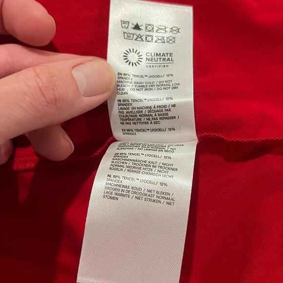 NWT Reformation Rou Knit Midi Dress Cherry Red TikTok Viral Size Small - Picture 6 of 7